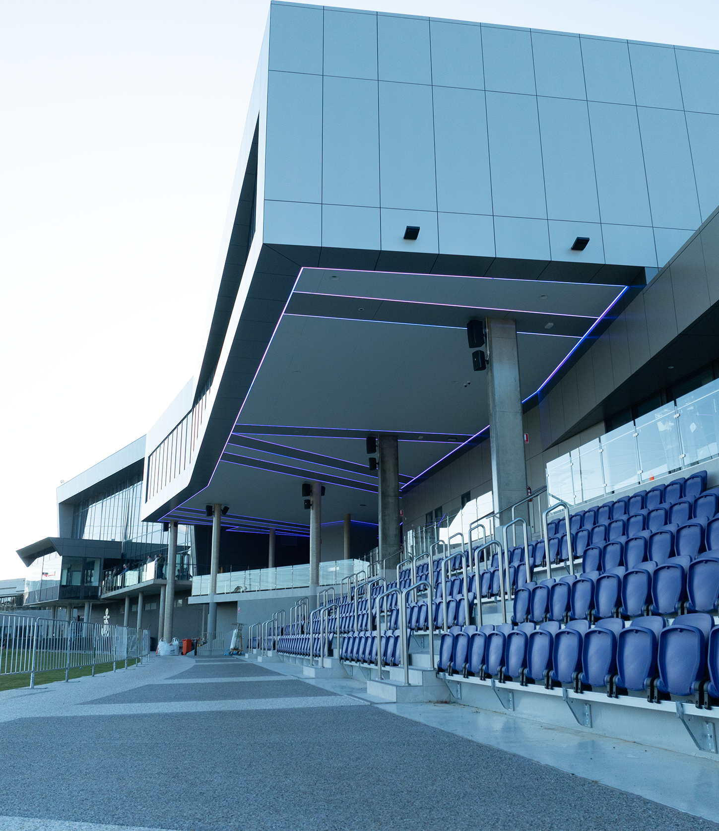 14 Dockers Changerooms