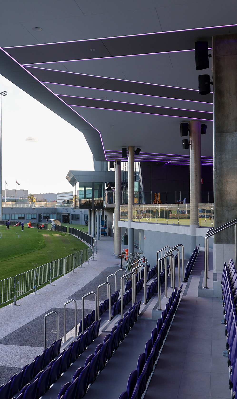 15 Dockers Changerooms