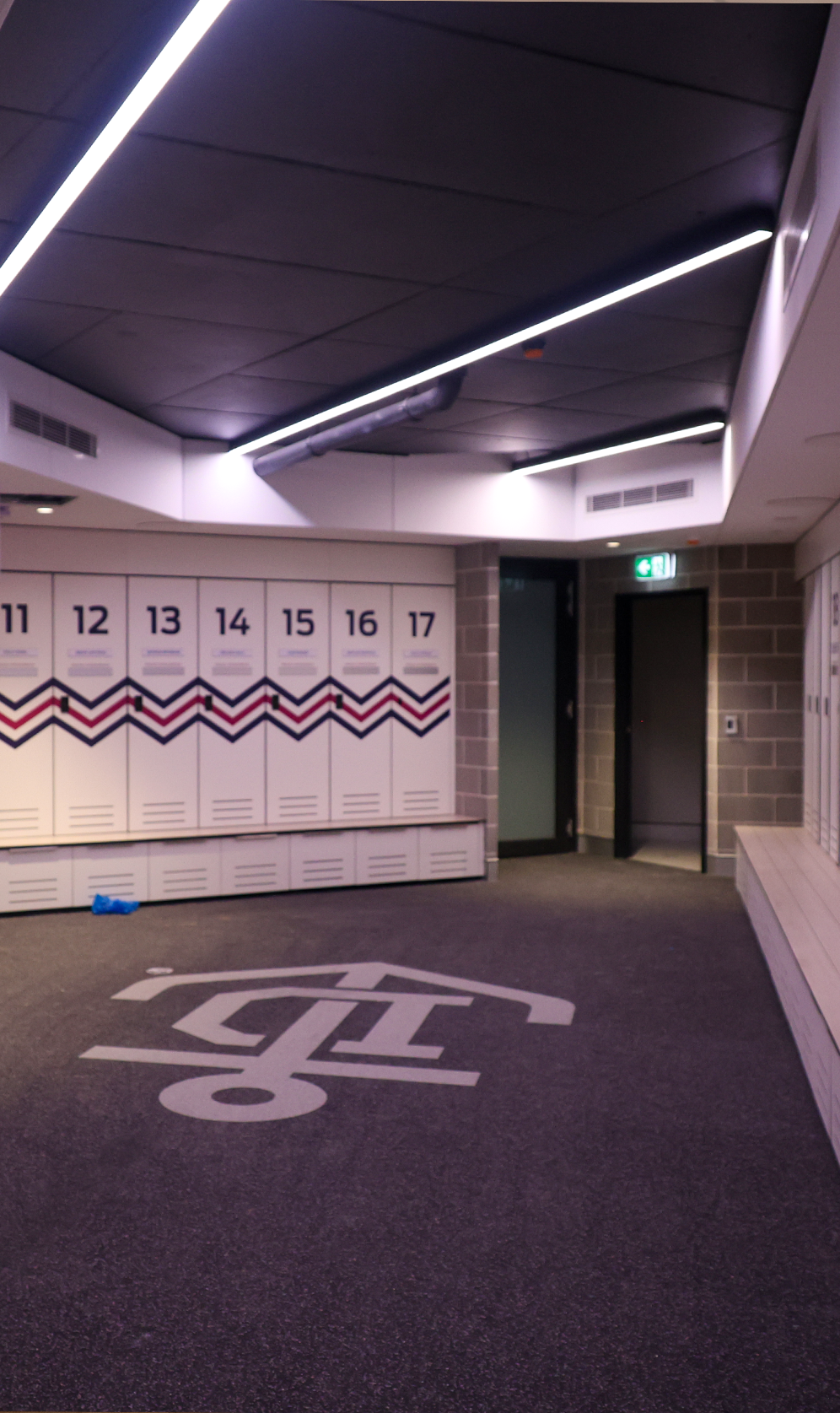 2 Dockers Changerooms