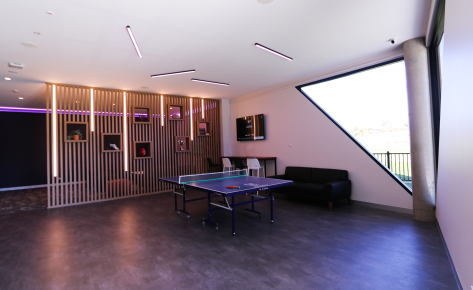 Docker Players Lounge