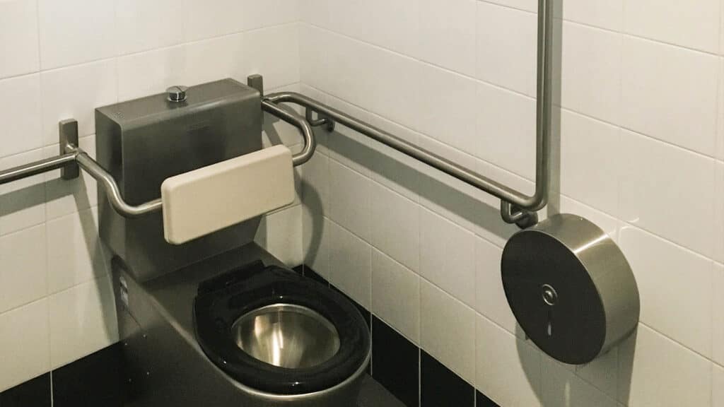 Baldivis-Toilet-Block-03-1920×1080